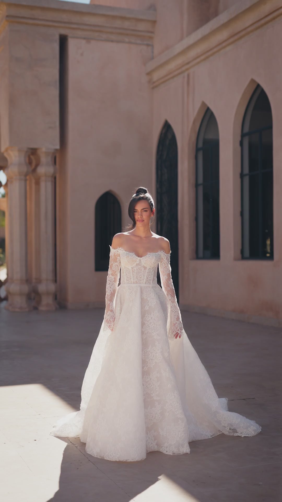 Luxe Prinses Trouwjurk van Chantilly Kant