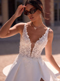 Modern A-lijn Trouwjurk van Mat Satijn met Bloemenkant